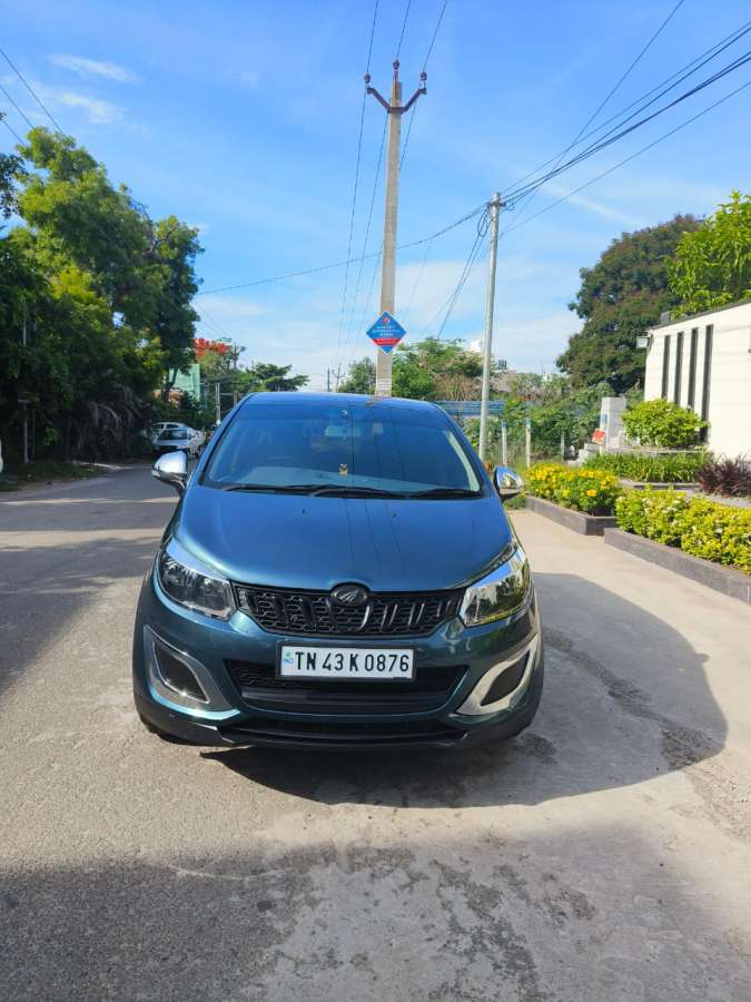 Mahindra Marazzo